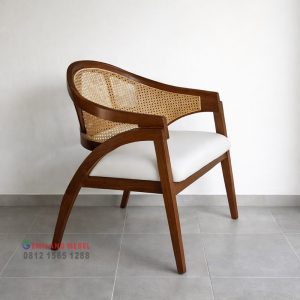 Kursi Cafe Model Scandinavia