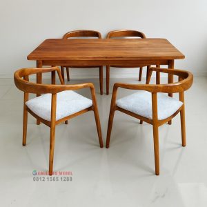 Meja Kursi Makan