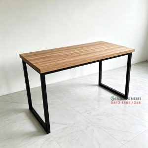 Meja Kafe Industrial